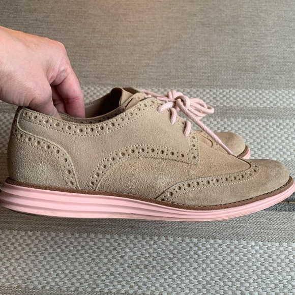 Cole Haan Oxfords size 6. - Picture 3 of 5